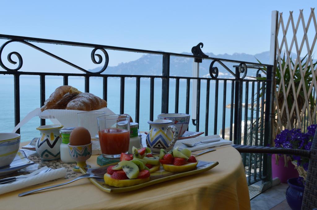 B&B Fronte Del Mare Salerno Exterior foto